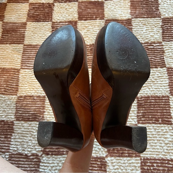 Y2K Guess Brown Leather Wood Zip Up Heeled Platform Ankle Boots Booties Fall - Picture 7 of 7